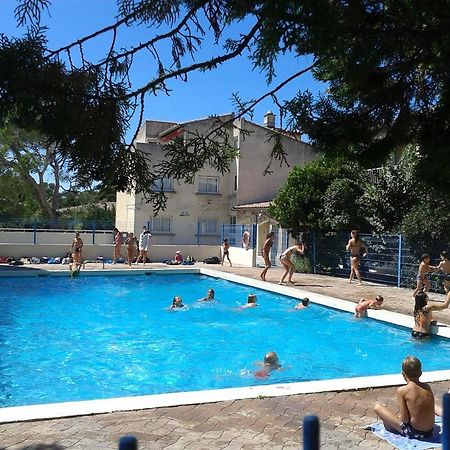 Ymca Villeneuve Les Avignon Hotell Exteriör bild