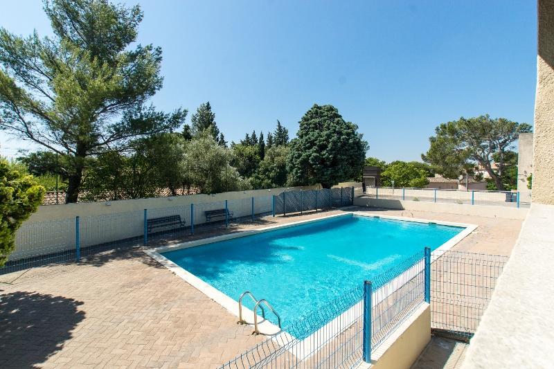 Ymca Villeneuve Les Avignon Hotell Exteriör bild